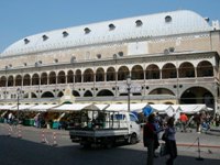 clicca sulla foto per ingrandirla