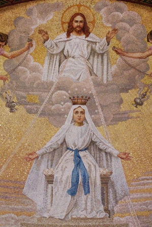 Maria Regina - Lourdes