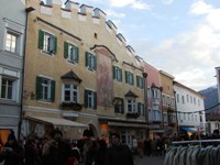 clicca sulla foto per ingrandirla